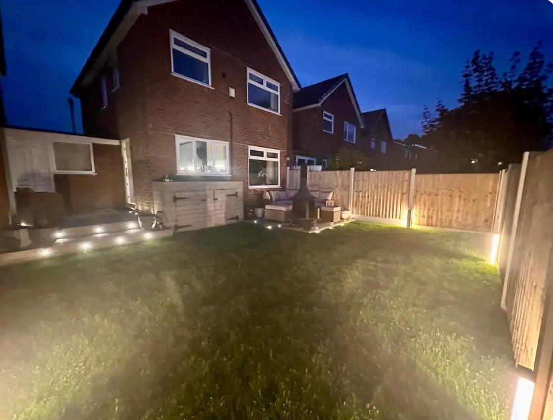 Everythings Rosey On Rosecroft Ormskirk Exterior photo